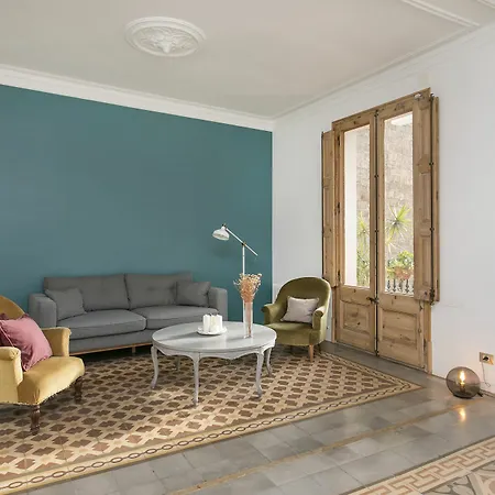Spacious And Luminous Flat With Balcony Apartment *